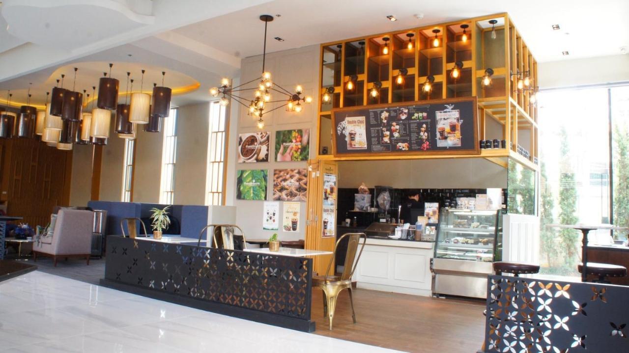 The Astra Chiang Mai Family Room Экстерьер фото