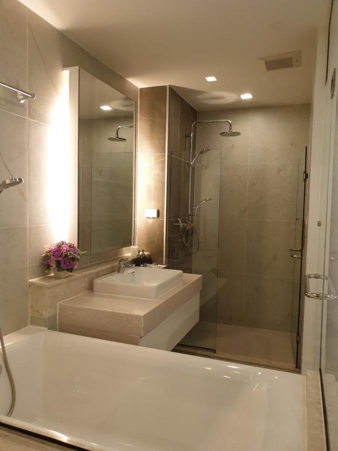 The Astra Chiang Mai Family Room Экстерьер фото
